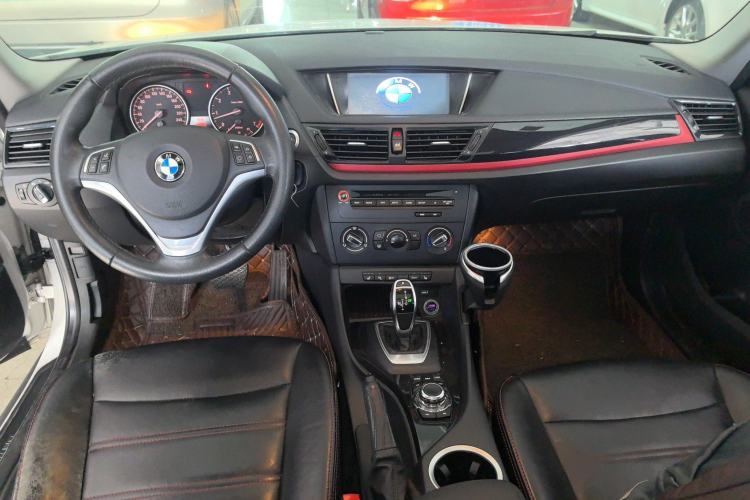 Used BMW X1 2015 sDrive18i Fashion Upgrade Edition Center Console