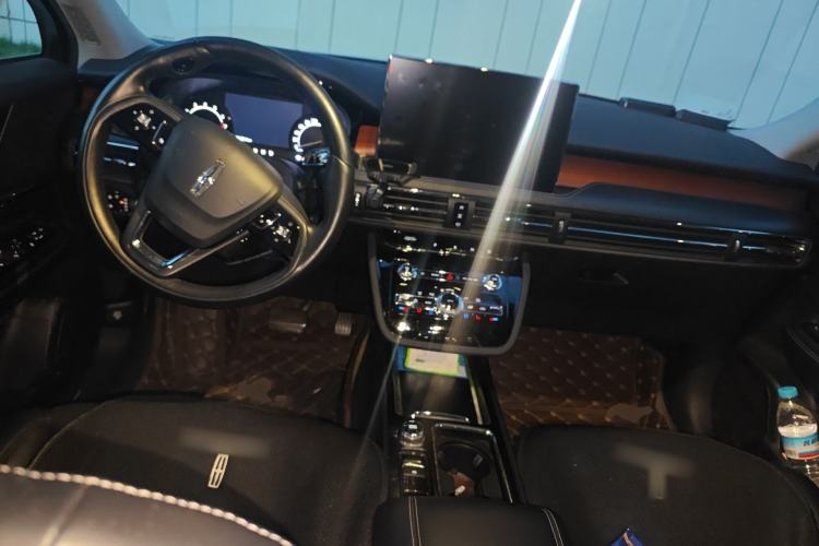 Used Lincoln Corsair 2021 2.0T Two-Wheel-Drive Luxury Edition
