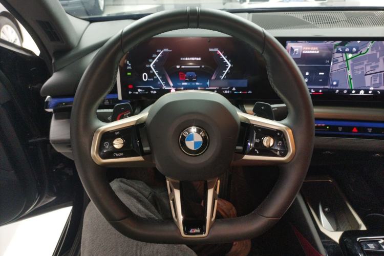 Used BMW 5 Series 2024 530Li Leading Model M Sport Package Steering Wheel