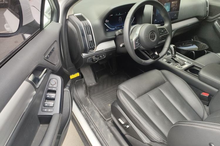 Used BYD Tang 2018 2.0T Automatic SmartConnect Prestige 7-Seater China V Standard