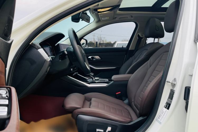 Used BMW 3 Series 2020 325Li First Edition Interior 6