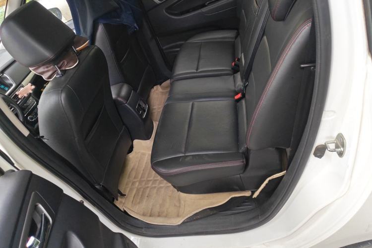 Used CHANGAN KAICHENG Oushang A600 2016 1.5L Manual Luxury 7-Seater Left Rear Seat