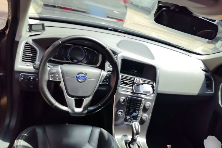 Used Volvo XC60 2016 T5 Smart Version
