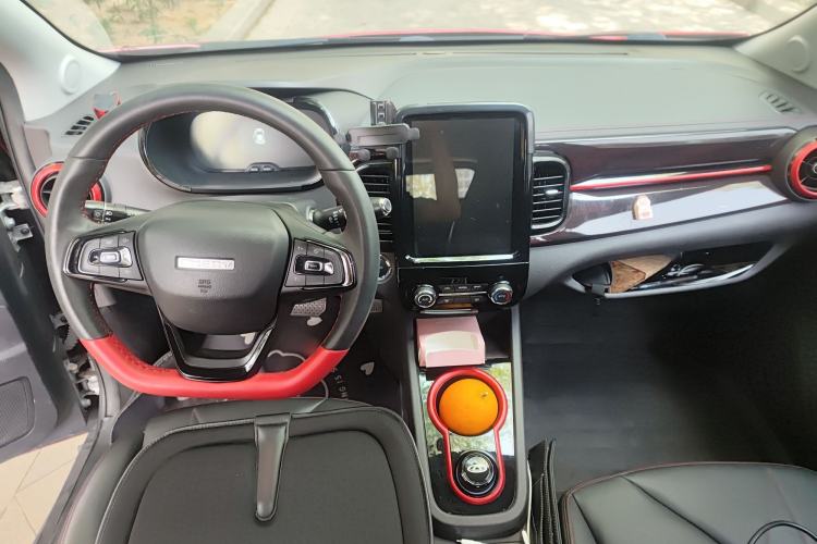 Used Chery Little Ant 2022 Sweet Pink Edition Half-Sugar Version Lithium Iron Phosphate 30 kW 301 km Center Console