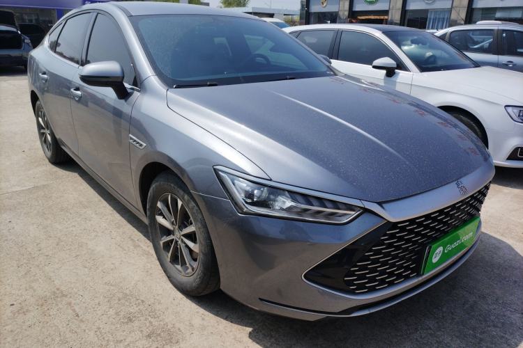 Used BYD Qin PLUS 2023 Champion Edition DM-i 55KM Leading Model Front Right 45 Deg