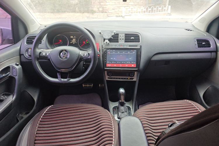 Used Volkswagen Polo 2014 1.6L Cross Polo Automatic