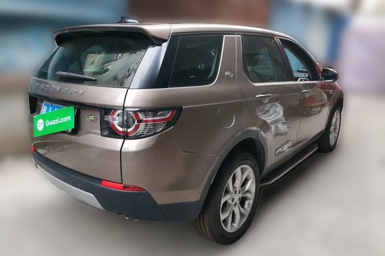 Used Land Rover Discovery Sport 2017 2.0T HSE Rear Right 45 Deg