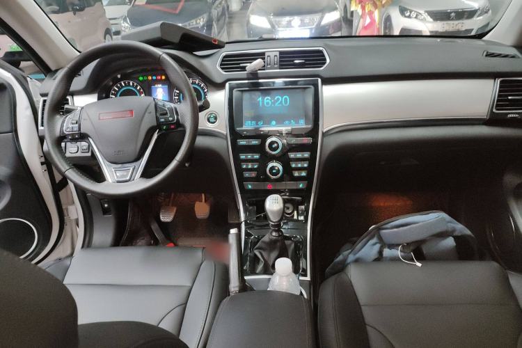 Used Haval H2 2016 Red Label 1.5T Manual Two-Wheel Drive Elite Model