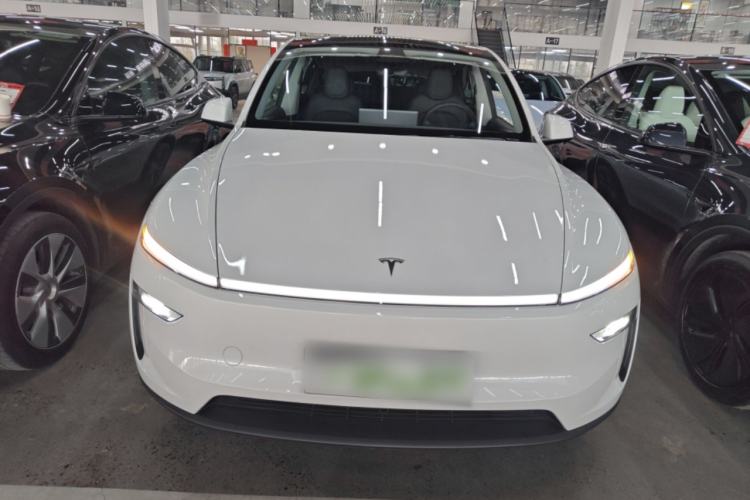 Used Tesla Model Y 2025 Rear-Wheel Drive First Edition
