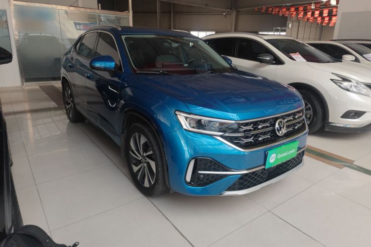 Used Volkswagen Tayron X 2023 330TSI Two-Wheel-Drive Prestige High-Energy Version Front Right 45 Deg