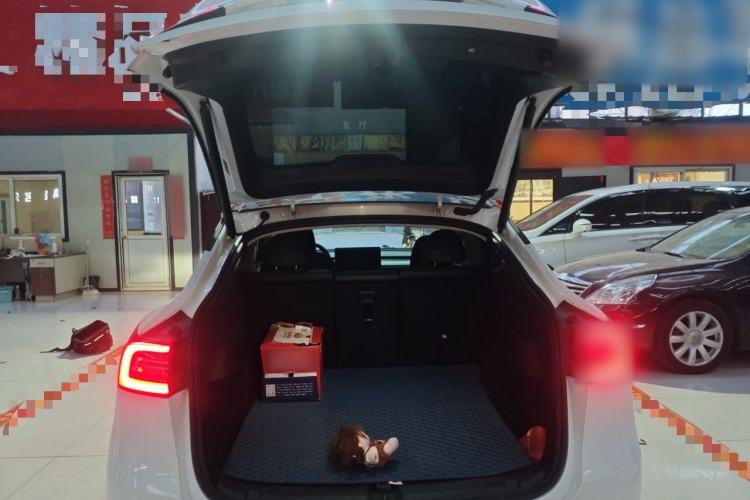 Used Tesla Model Y 2024 Rear-Wheel-Drive Version Trunk