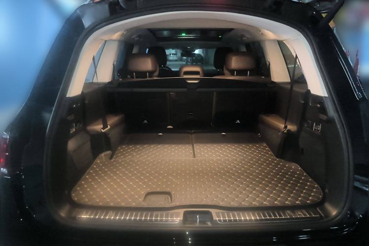 Used Mercedes-Benz GLS 2023 GLS 450 4MATIC Stylish Model Trunk