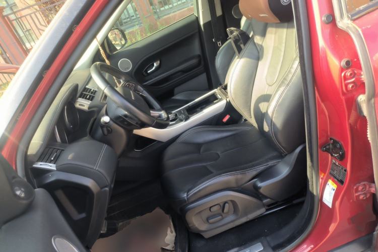 Used Land Rover Range Evoque 2013 2.0T 5-Door Ignite Edition Left Front Seat