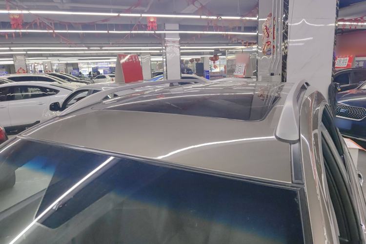 Used Chevrolet Captiva 2015 2.4L 4x4 Flagship Edition 7-Seater