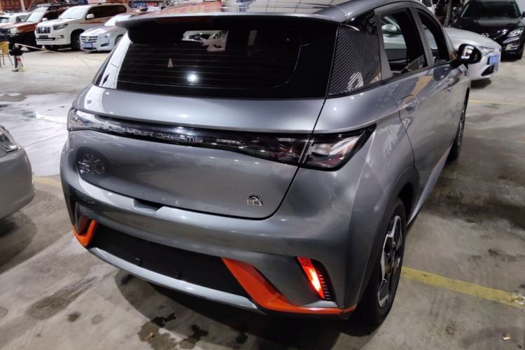 Used BYD Dolphin 2021 405 km Fashion Edition