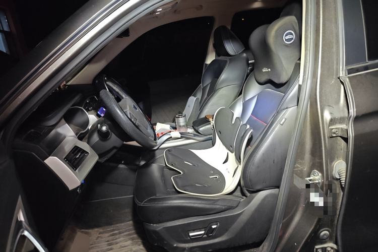 Used Geely Auto Emgrand X7 Sport 2018 1.8TD Automatic Two-Wheel Drive Smart 4G Connected Version Left Front Seat