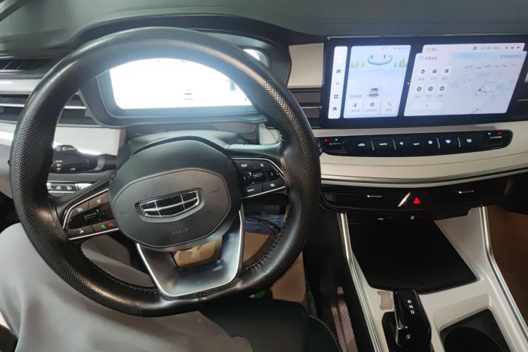 Used Geely Auto Jiajie 2023 Geely Jiaji L 1.5TD DCT Luxury Model
