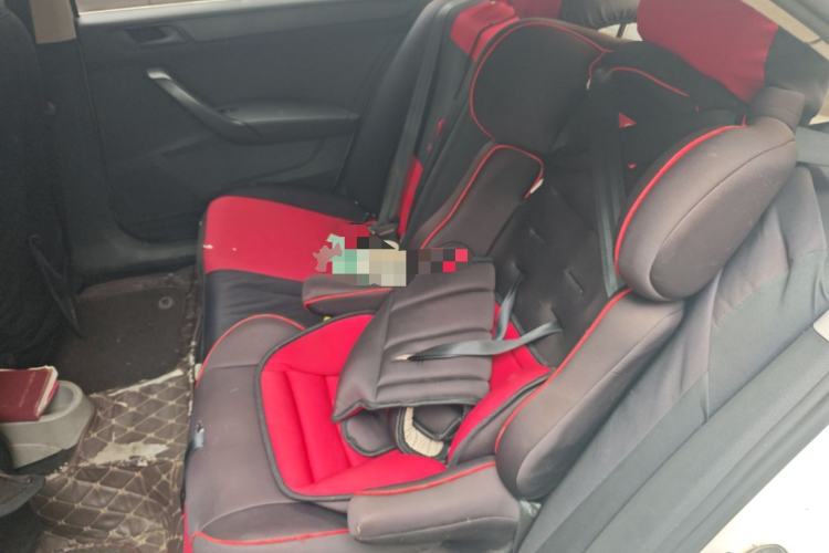 Used Skoda Rapid 2013 1.4L Manual Enjoyment Model Left Rear Seat