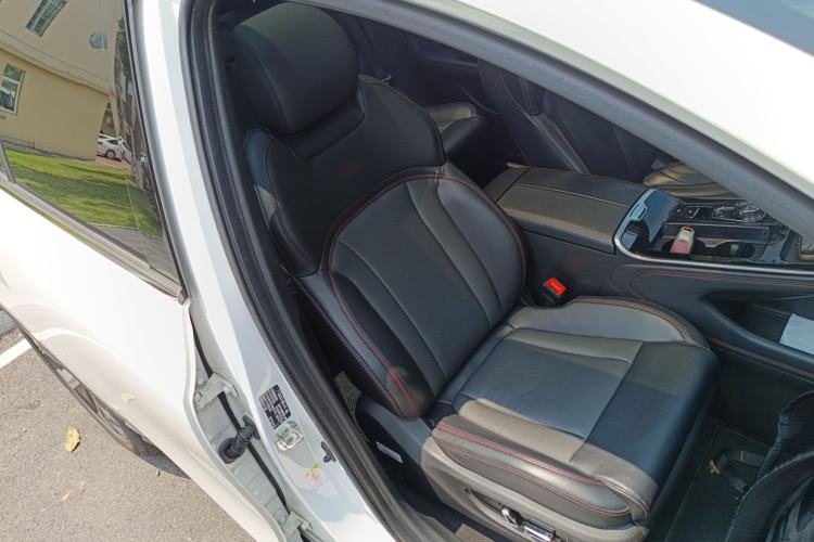 Used AION V 2021 Plus 70 Smart Technology Edition Lithium Iron Phosphate Right Front Seat