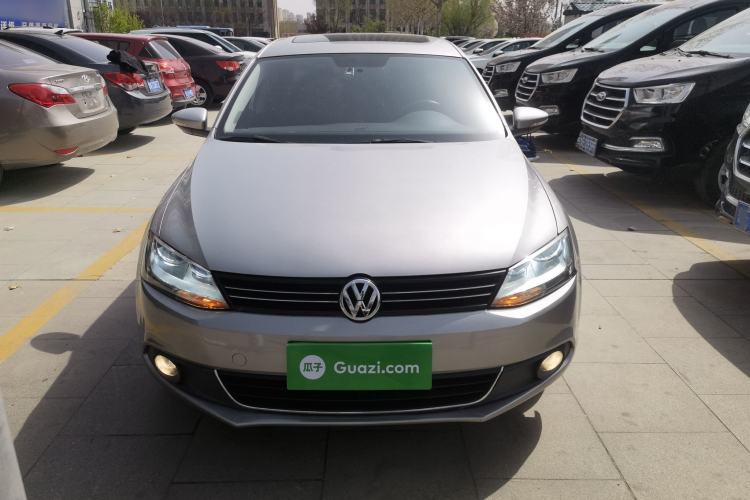 Used Volkswagen Sagitar 2012 1.6L Manual Comfort Model