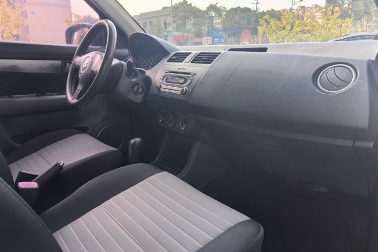 Used Suzuki Swift 2014 1.5L Automatic Fashion Edition
