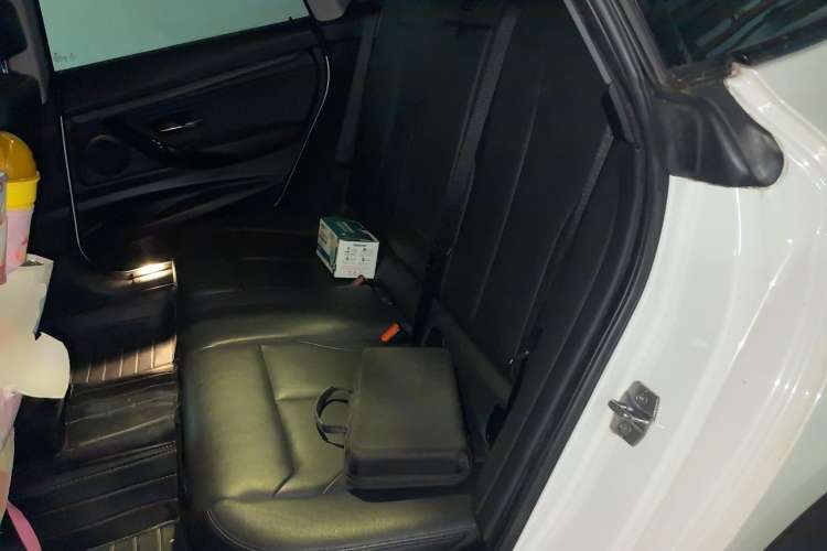 Used BMW 3 Series GT 2014 320i Leading Model
