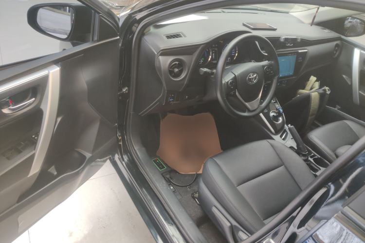 Used Toyota Levin 2017 Revised Dual-Engine 1.8H GS E-CVT Elite Sunroof Version China V Standard