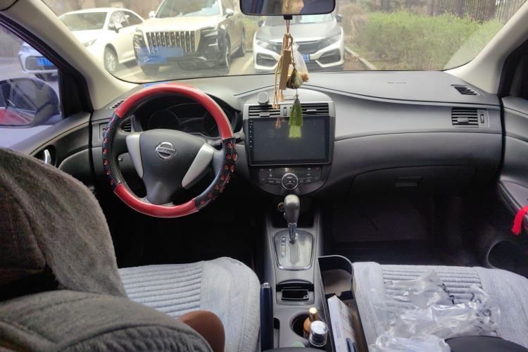 Used Nissan Tiida 2011 1.6L CVT Smart Version
