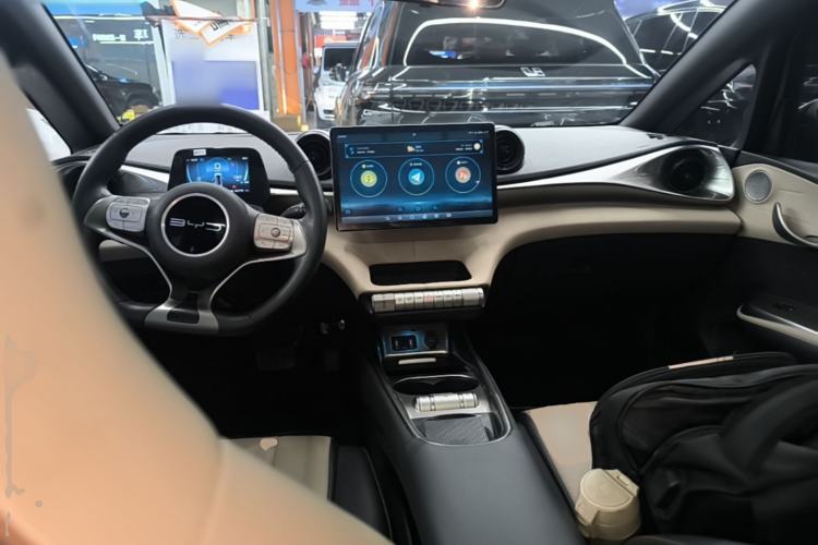 Used BYD Dolphin 2023 420 km Fashion Edition