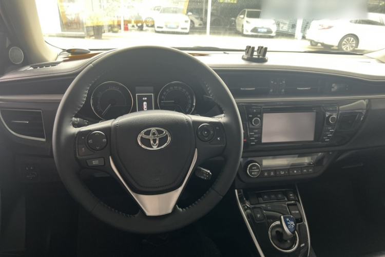 Used Toyota Levin 2016 Dual-Engine 1.8H V E-CVT Luxury Edition Steering Wheel