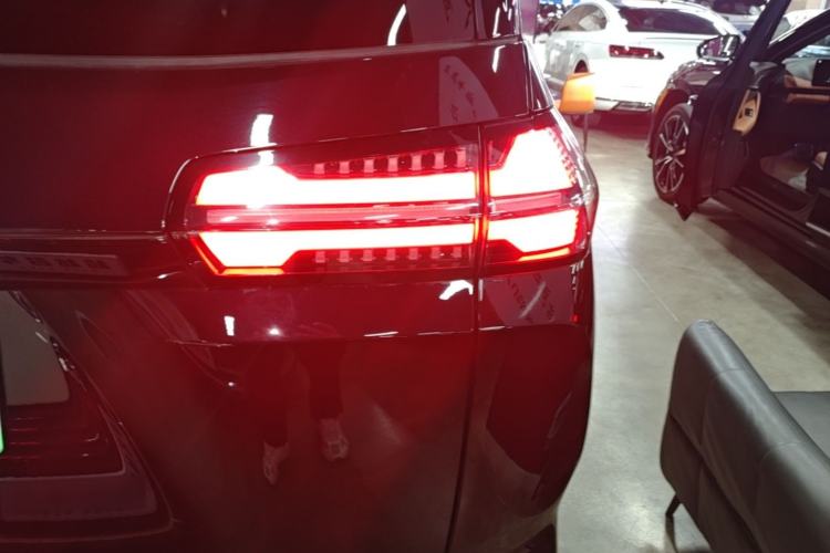 Used Wuling Starlight 730 2025 Model Plug-in Hybrid 125km Luxury Edition