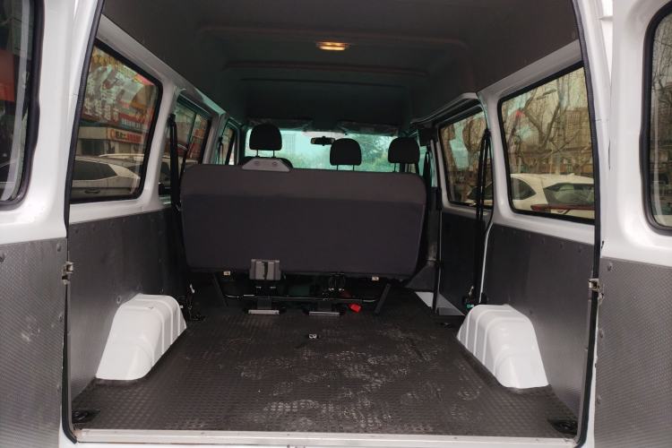 Used JMC Transit 2019 2.8T Commercial Version Short Wheelbase Mid-Roof 6-Seater China VI JX493