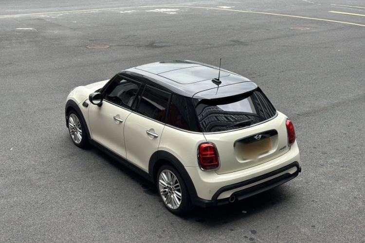 Used MINI MINI 2022 1.5T COOPER Classic Edition Five-Door Version