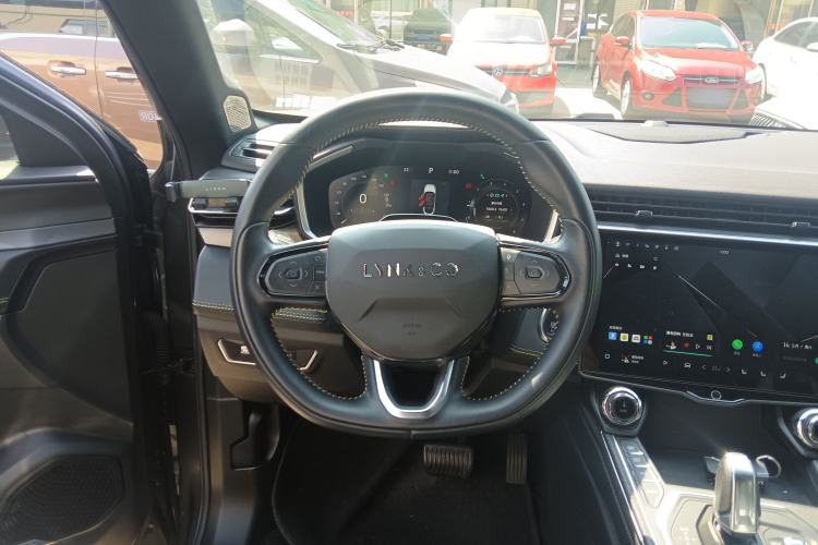 Used Lynk & Co 05 2023 2.0TD Two-Wheel Drive Shine Halo