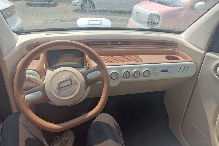 Used Bestune Pony 2026 Model 222km Agile Horse Center Console