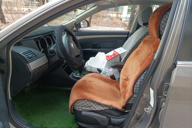 Used Nissan Sylphy 2018 Classic 1.6XE+ CVT Leading Edition Left Front Seat