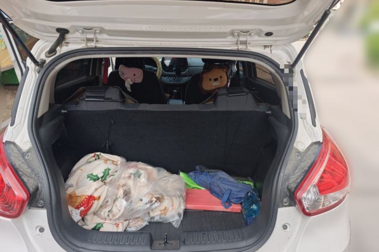 Used Baojun 310 2016 1.2L manual Comfort trim level Trunk