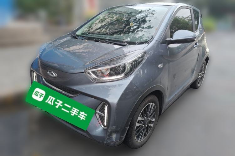 Used Chery QQ Little Ant 2022 Revised Version Sweet Pink Edition Half-Sugar Version Lithium Iron Phosphate 30.7 kWh 30 kW 301 km