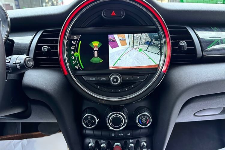 Used MINI MINI 2021 1.5T COOPER Classic Edition