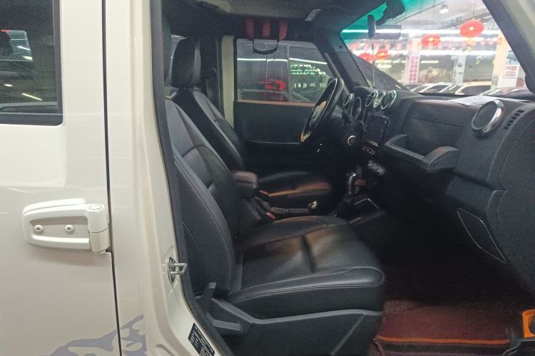 Used BAIC Off-Road BJ40 2016 40L 2.3T Automatic All-Wheel Drive Premium Edition