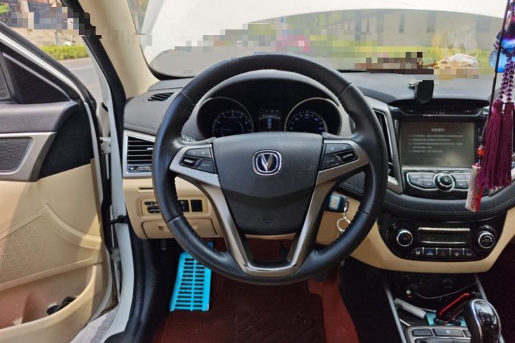 Used CHANGAN Eado 2015 1.6L Manual Luxury Model China V Standard
