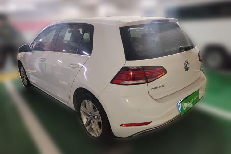 Used Volkswagen Golf 2018 230TSI Automatic Comfort Model
