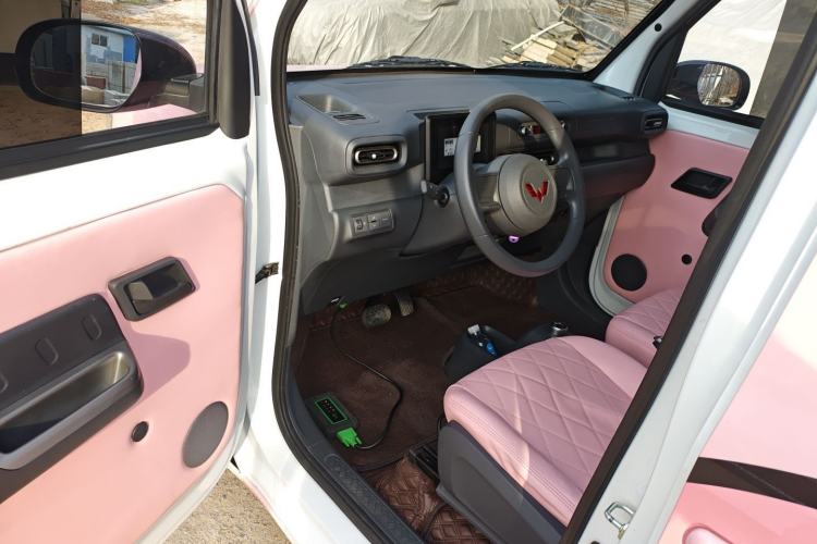 Used Wuling Zhiguang New Energy 2025 Comfort Model