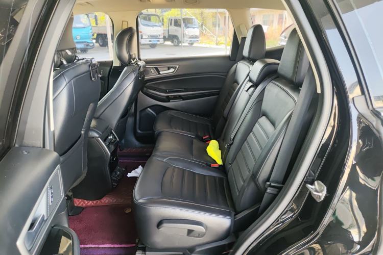 Used Ford Edge 2018 EcoBoost 245 Two-Wheel-Drive Platinum Edition 7-Seater China V Emission Standard