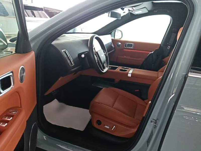 Used Li Auto L6 2025 Max Smart Refresh Edition — 15