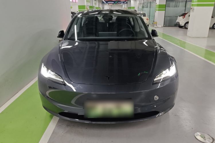 Used Tesla Model 3 2025 Model Revised Rear-Wheel-Drive Version
