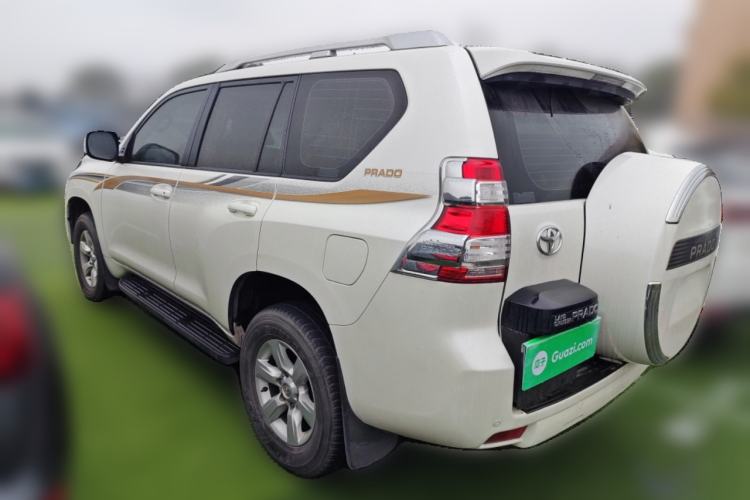 Used Toyota Prado 2013 2.7L Automatic Middle East Version
