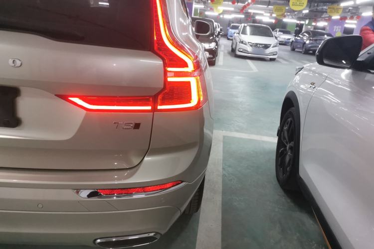 Used Volvo XC60 2021 T5 4x4 Smart Luxury Edition
