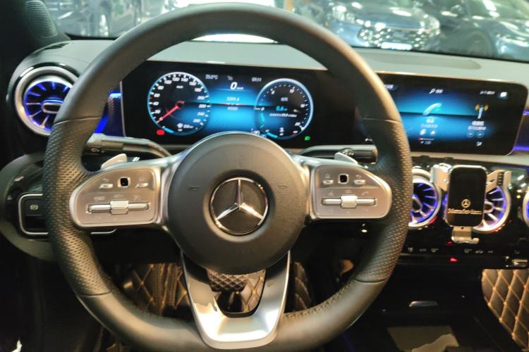 Used Mercedes-Benz A-Class 2020 Restyled A 200 L Sport Sedan Fashion Version
