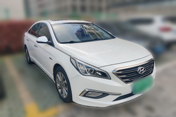 Used Hyundai Sonata 2015 1.6T GX Comfort Model Front Right 45 Deg